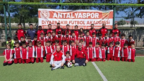 Antalyaspor'dan Çocuklara Sağlık Atölyesi