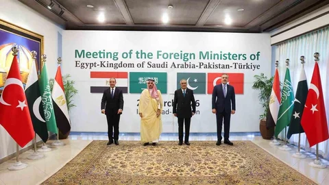 Hakan Fidan İslamabad'da Toplantıya Katıldı