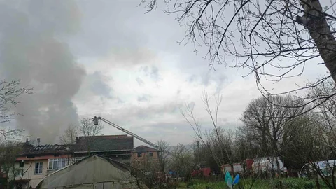 Çaycuma’da Yangın Panik Yarattı