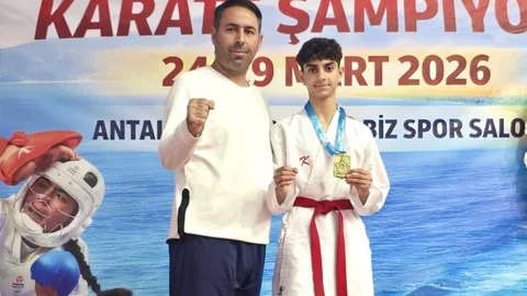 Elazığlı Sporcu Karate Şampiyonu Oldu