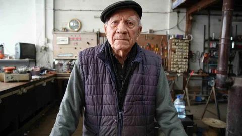 Edirne'de 88 Yaşında Usta Elektrikçi