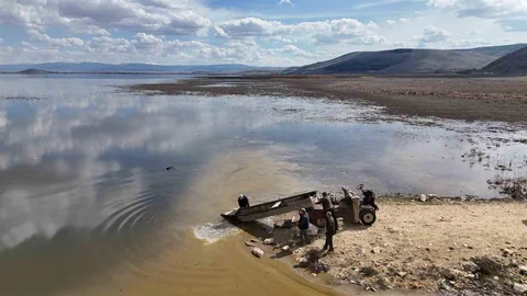 Çavuşçu Gölü Suya Kavuşmaya Başladı