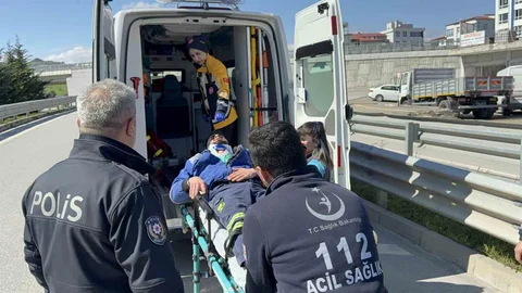 Tamire Götürülen Araç Kaza Yaptı