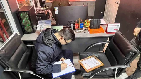 Küçük Sanayi Sitesi'nde Ruhsatsız İşyerleri Tespit Edildi