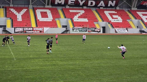 Yozgat'ta Okul Sporları Futbol Yarışmaları Başladı