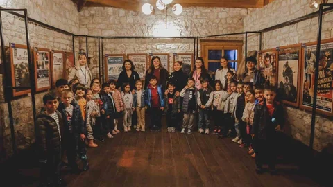 Didim'de Minik Öğrencilerin Kütüphane Ziyareti