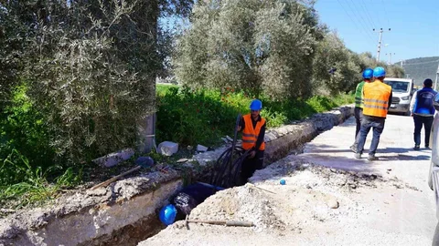 Kemikler'de İçme Suyu Hattı Yenilendi