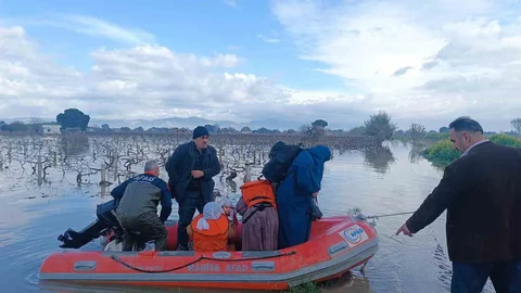 Manisa'da Sel Felaketi Yaşandı