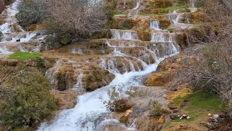 Mardin'deki Başdeğirmen Şelalesi'ne İlgi Artıyor