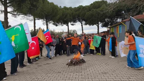 Türk Dünyası ve Nevruz Coşkusu Manisa'da Yaşandı