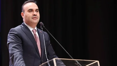 Bakan Kacır: Daha Yeşil Bir Dünya İçin Adım Atmalıyız