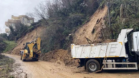 Bursa'da Toprak Kayması Olayı