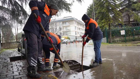 Tuzla'da Yağışla Mücadele Çalışmaları
