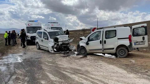 Malatya'da Trafik Kazası: 4 Yaralı
