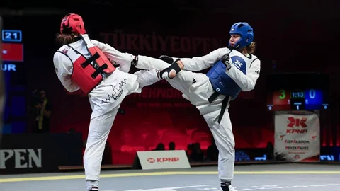 İstanbul'da Taekwondo Turnuvası Sonuçlandı