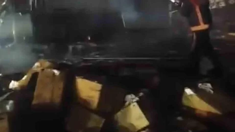Siverek'te Tır Yangını Paniğe Neden Oldu