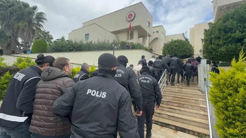 Marmaris'te Rüşvet Operasyonu Sonrası 4 Tutuklama