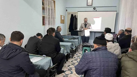 Hisarcık'ta Din Görevlilerine Eğitim Verildi