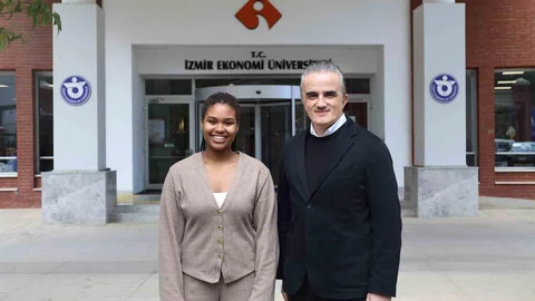 Selin Yüksel İzmir'de Başarılar Kazandı