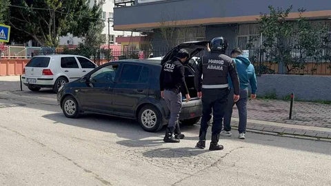 Adana'da Narkotik Denetimi Gerçekleşti