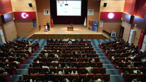 Karabük'te Diş Hekimliği Sempozyumu Düzenlendi