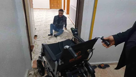 Şanlıurfa'da Engelli Gence Sandalye Sürprizi