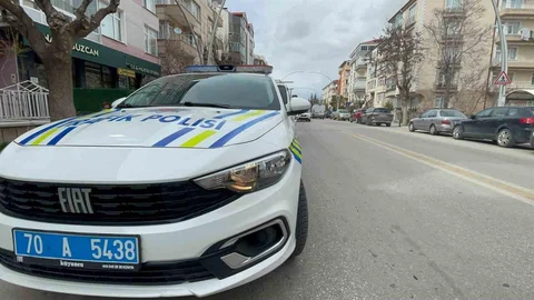 Karaman'da Kamyonet Çarpması