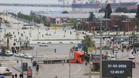 Samsun'da Tır Trafiği Tehlikeye Attı