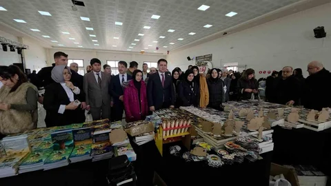 Hassa'da Kitap Şenliği Düzenlendi