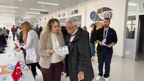 Kolon Kanseri İçin Kolonoskopi Tavsiyesi