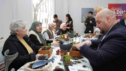 Samsun'da Huzurevi Sakinleri Teraryum Yaptı