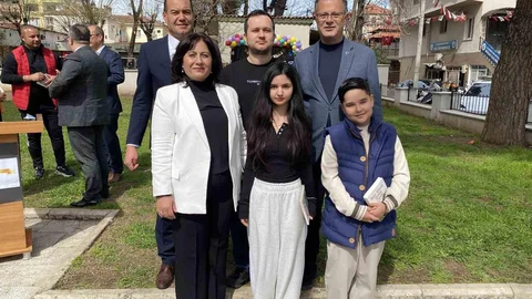 Alaşehir'de Kitap Okuma Ödülleri Verildi