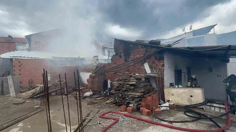 İzmir Kemalpaşa'da Yangın Korkuttu