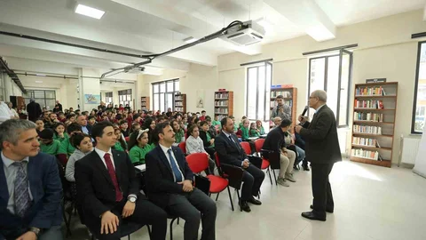 Kütahya'da Yazar-Okur Buluşmaları Etkinliği