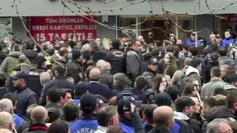 Çankaya'da Başkan Güner'in Açıklaması Sırasında Gerginlik
