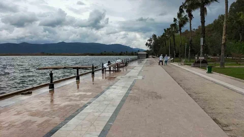 Köyceğiz'de Sakin Günler Geçiyor