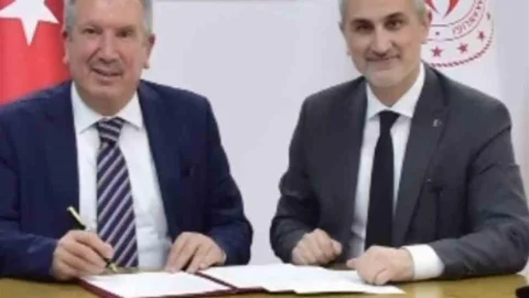 Çüngüş'te Olimpik Yüzme Havuzu Geliyor