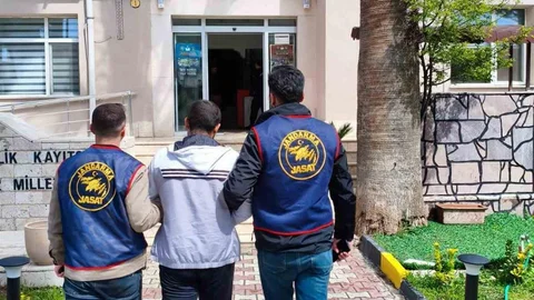 Aydın'da Aranan Hırsız İzmir'de Yakalandı