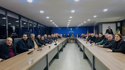 AK Parti Bilecik'te Yönetim Kurulu Toplantısı