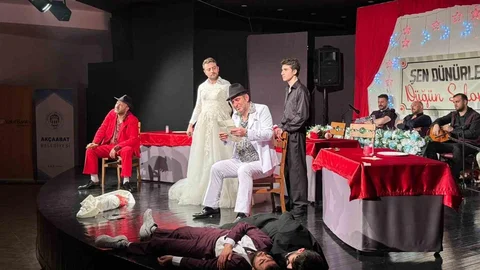 13. Erol Günaydın Tiyatro Günleri Tamamlandı