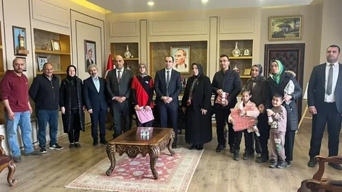 Tavşanlı'da Kitap Okuma Ödülleri Verildi