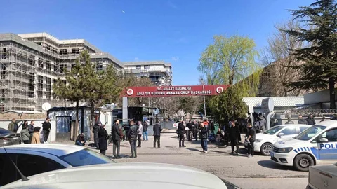 Ankara'da Kaza: 2 Kişinin Kimliği Belirlendi