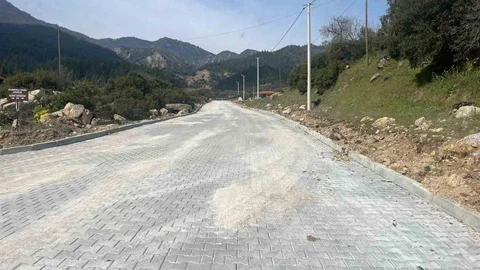 Buldan'da Yol Sorunu Çözüldü