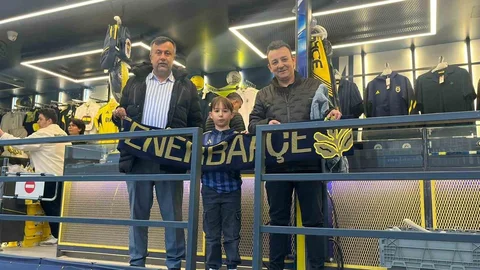 Tavşanlı'da Fenerbahçe Ürünlerine Yoğun İlgi