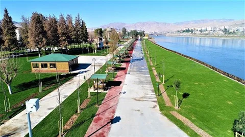 Cizre'de Parkta Uygunsuz Davranışlar