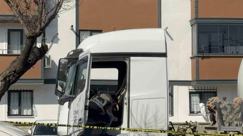 Kocaeli'de Tır Altında Saklanan Kardeş Cinayet İşledi
