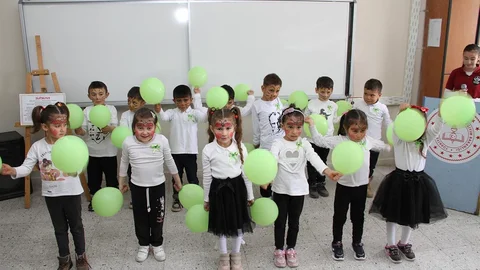 Kula'da Yeşilay Haftası Etkinlikleri