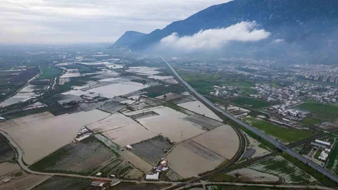 Manisa'da Gediz Taşkını Etkili Oldu
