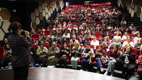 Denizli Merkezefendi'de Kadınların Emeği Değere Dönüşüyor