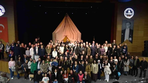 Atakum’da Tiyatro Günleri Coşkusu